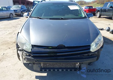 2011 Volkswagen Jetta Sportwagen 2.0L Tdi z USA, uszkodzony, nr VIN 3VWPL7AJ0BM647405